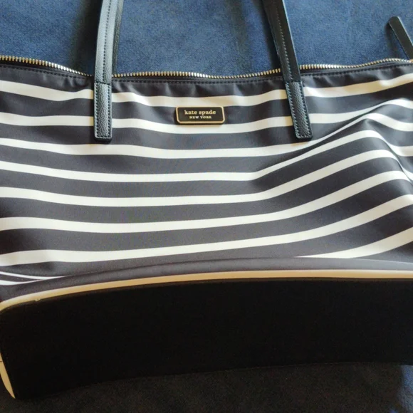 Kate Spade Hayden Sailing Stripe Zip Top tote NWOT - Picture 5 of 5